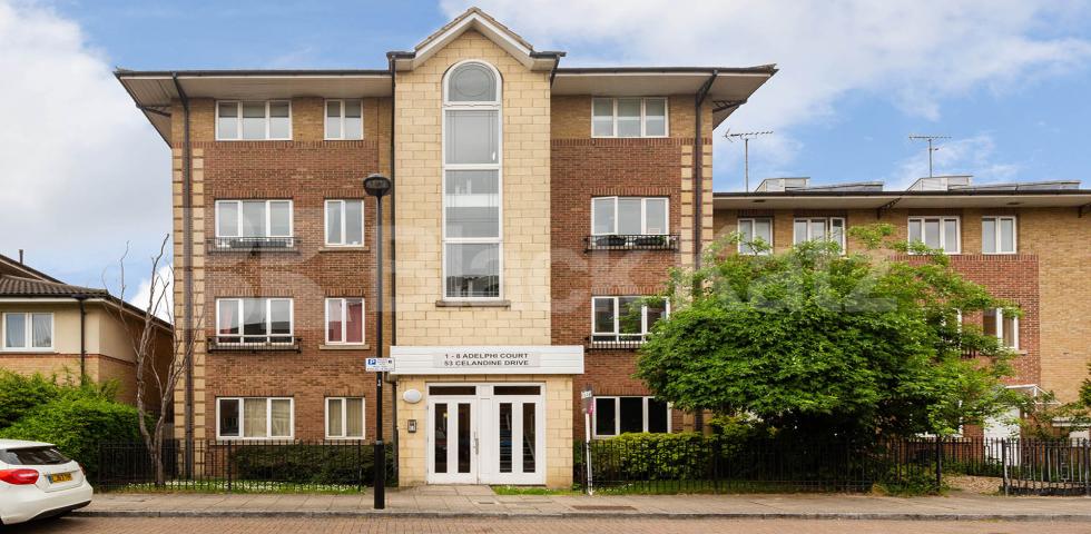 			1 Bedroom, 1 bath, 1 reception Apartment			 Celandine Drive, Dalston / Haggerston